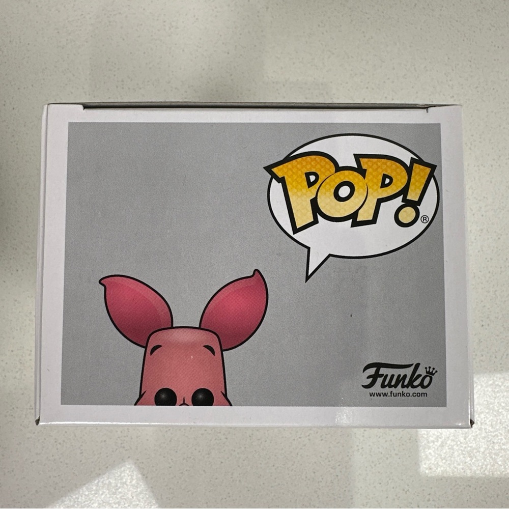 Funko Pop! Disney Winnie the Pooh Piglet #253 Pink Vinyl Figure - Picture 5 of 7